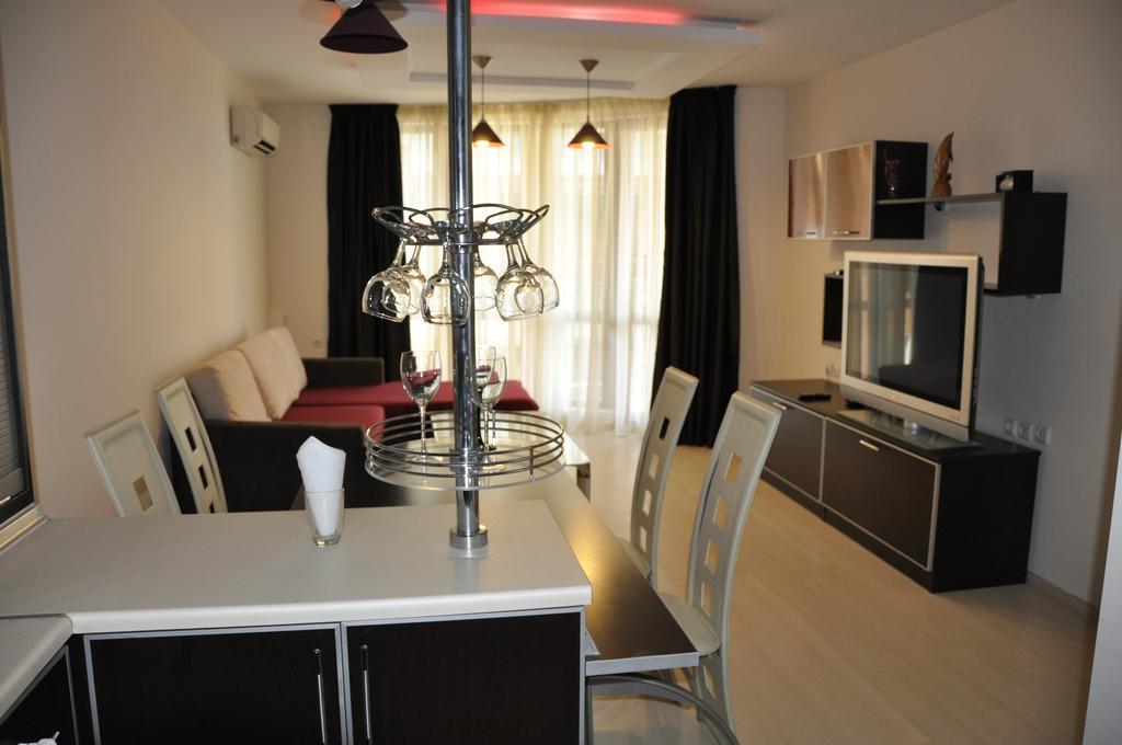Black Sea Brееze Apartment Varna Exterior photo